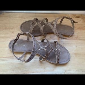 Arizona Women’s Taupe Marley Flat Sandals